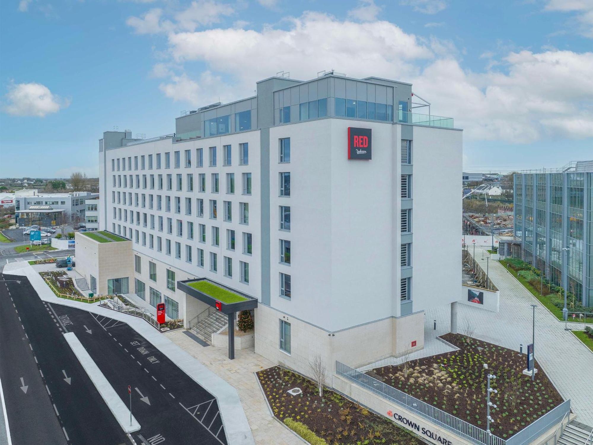 Radisson Red Galway Hotel Exterior photo